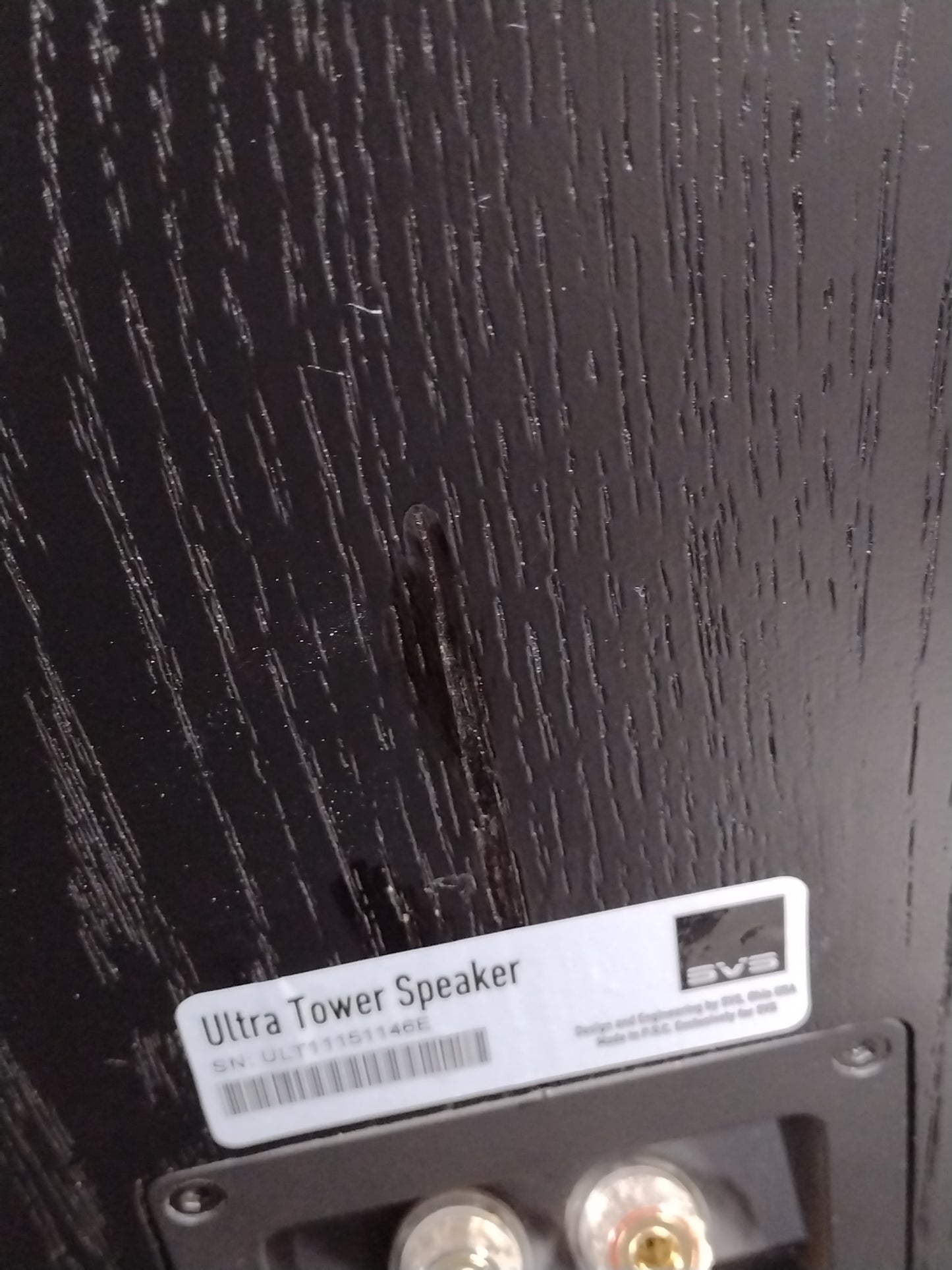 Ultra Tower - Black Oak - Outlet - 1137