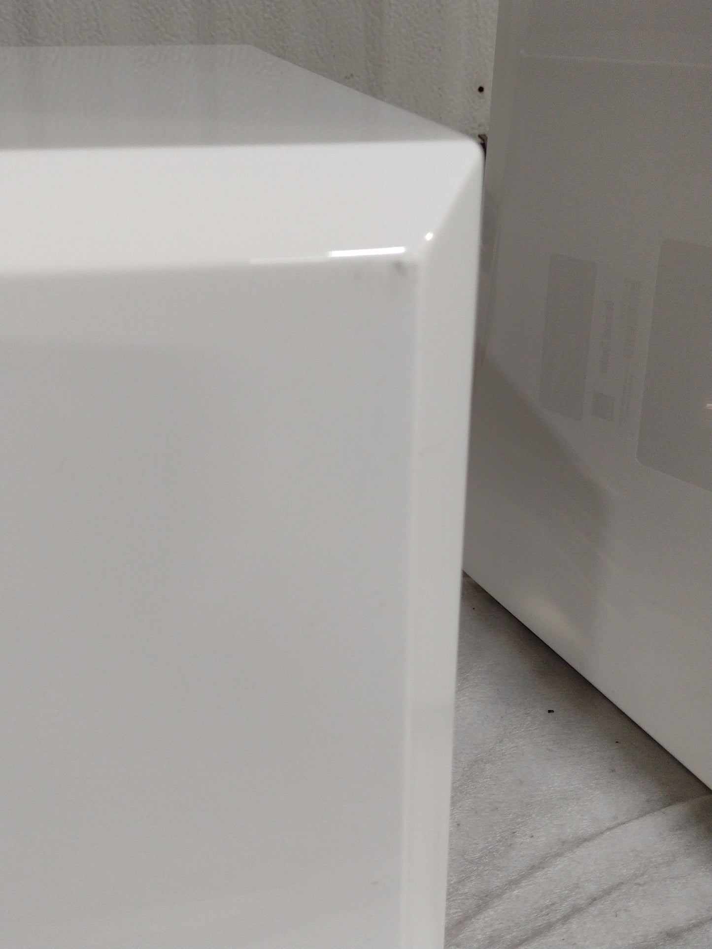 Ultra Bookshelf - White Gloss - Outlet - 5257