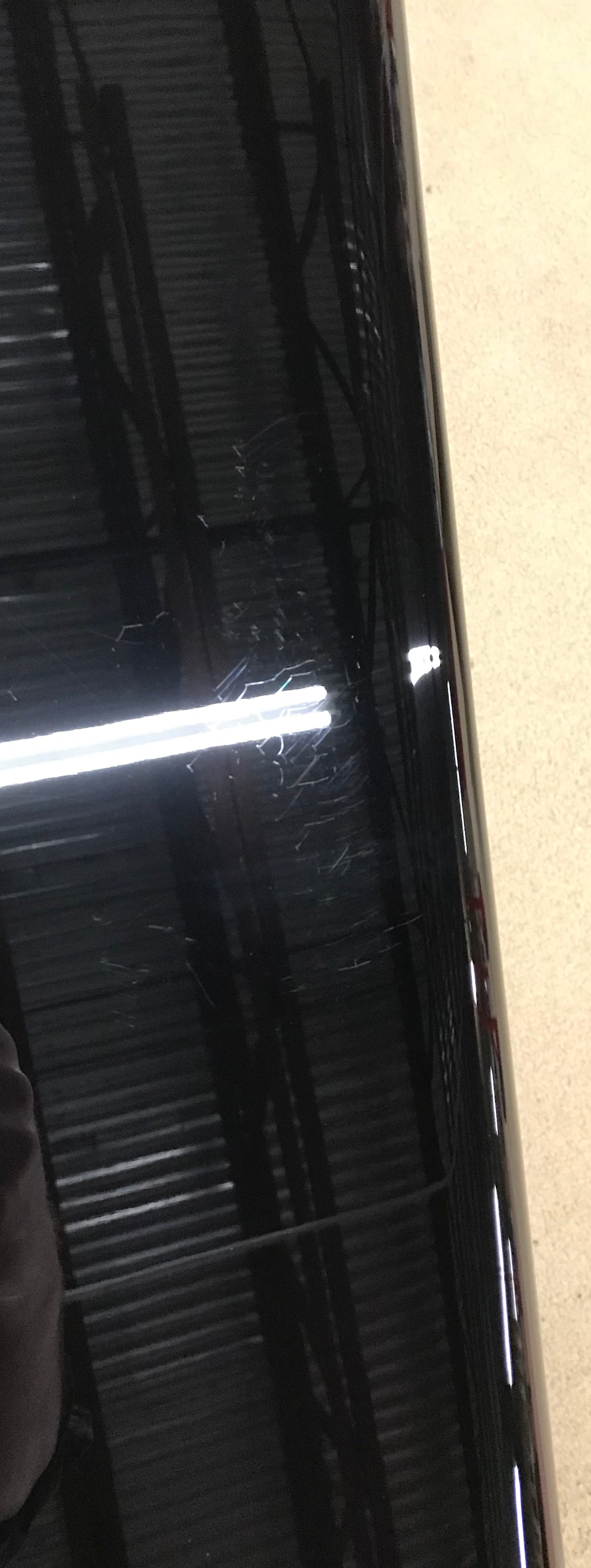 SB16-Ultra - Piano Gloss - Outlet - 1844