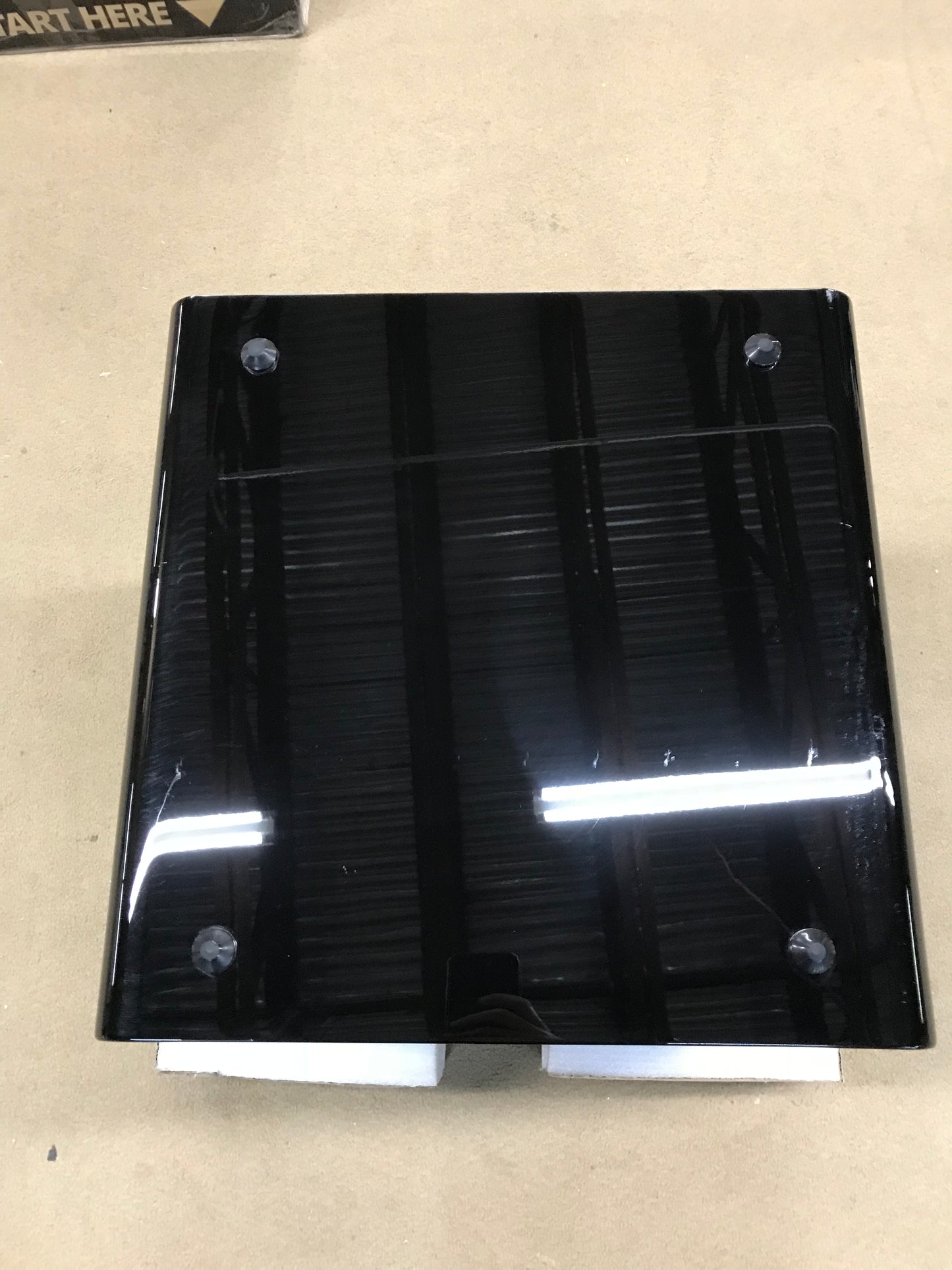 SB16-Ultra - Piano Gloss - Outlet - 1870