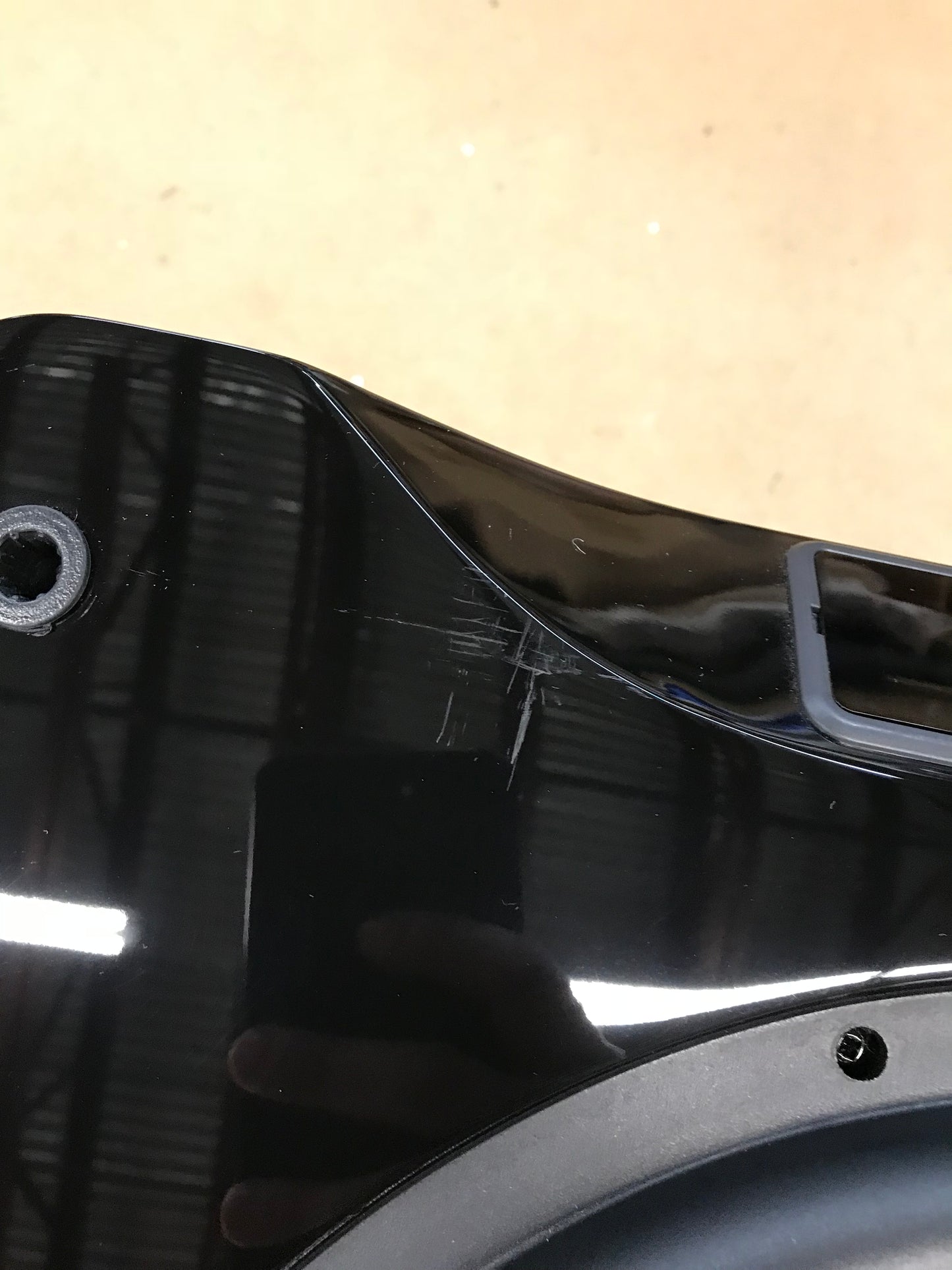 SB16-Ultra - Piano Gloss - Outlet - 1870