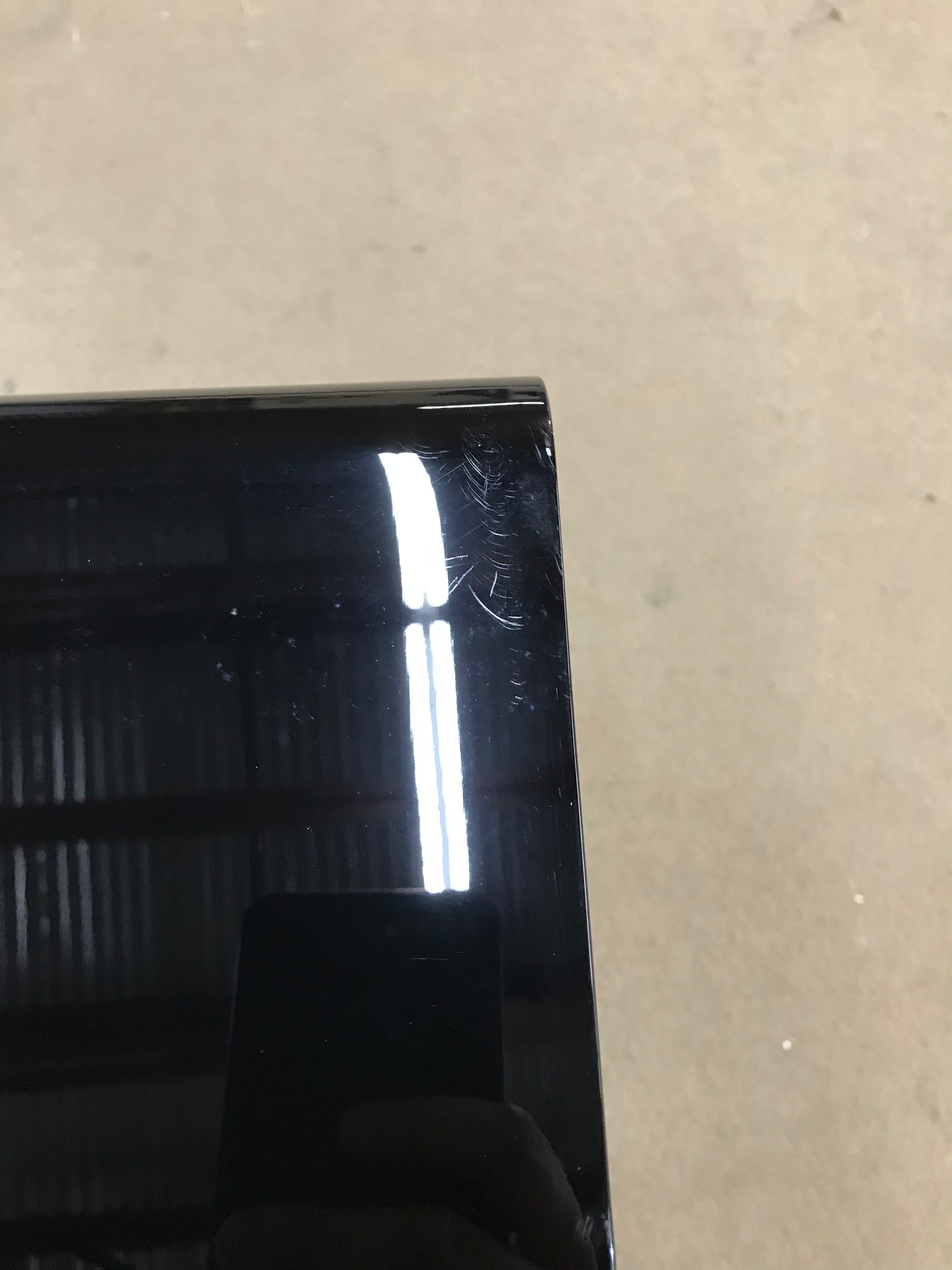 SB16-Ultra - Piano Gloss - Outlet - 1870