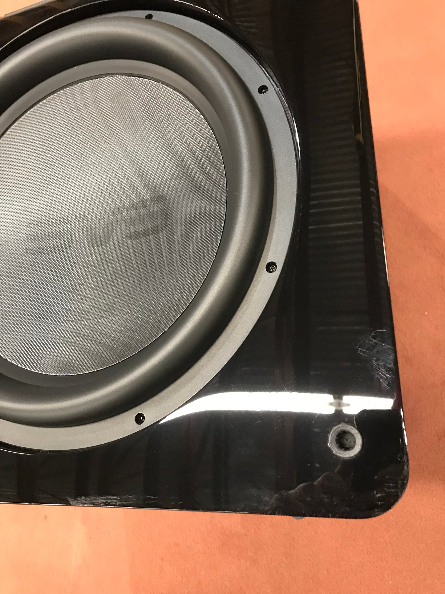 SB16-Ultra - Piano Gloss - Outlet - 1930