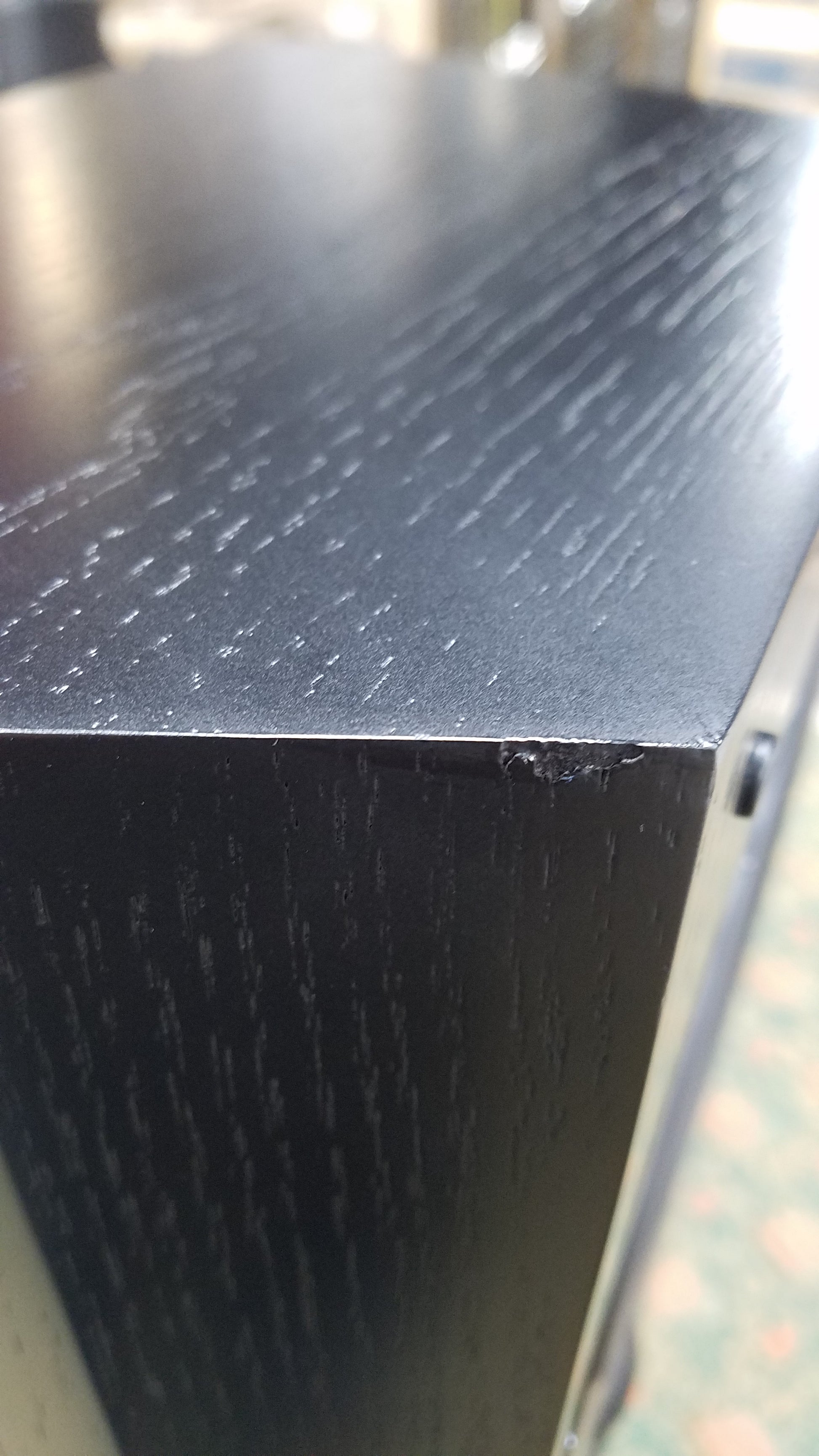 Ultra Tower - Black Oak - Outlet - 1122