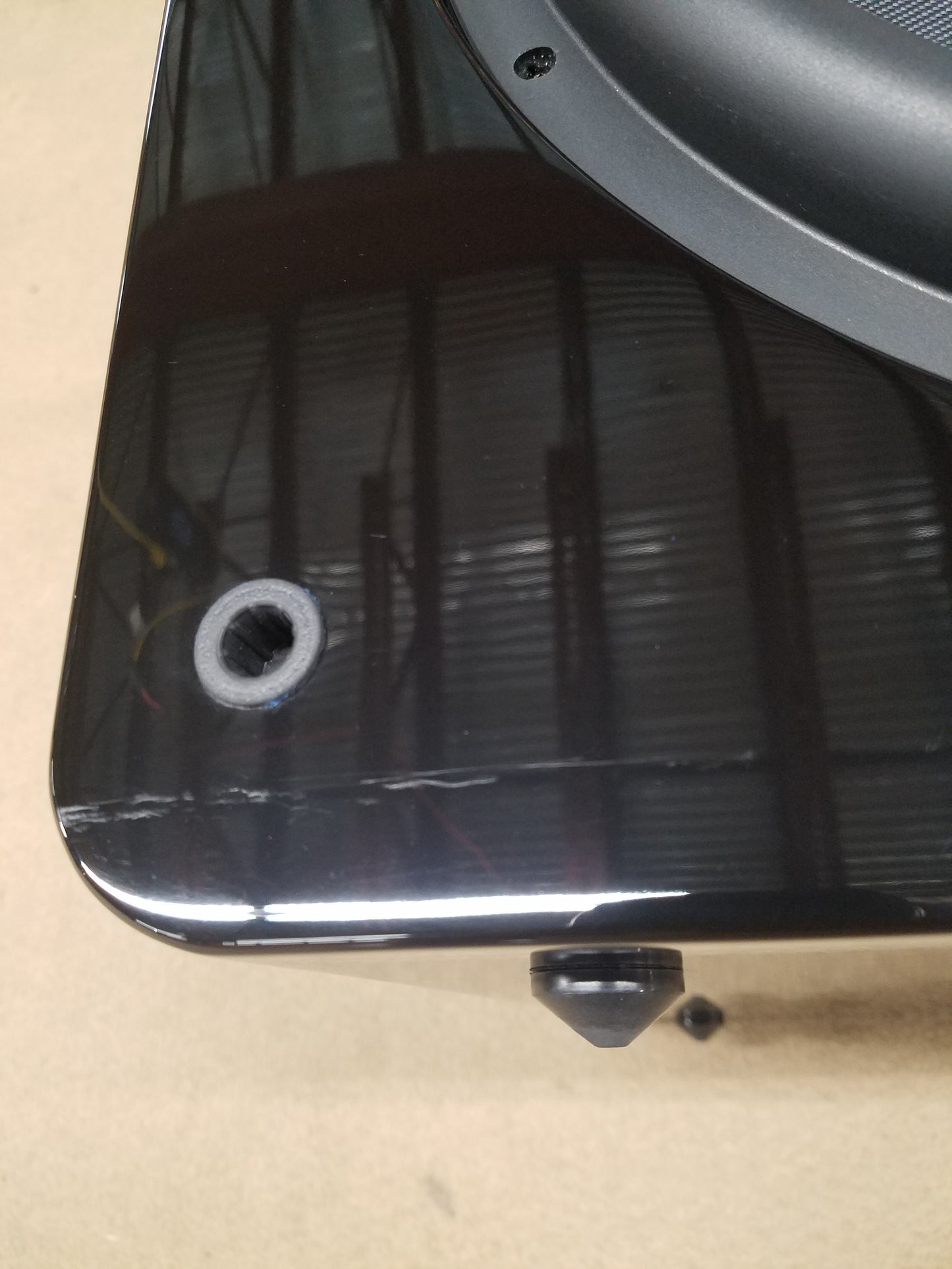 SB16-Ultra - Piano Gloss - Outlet - 5191