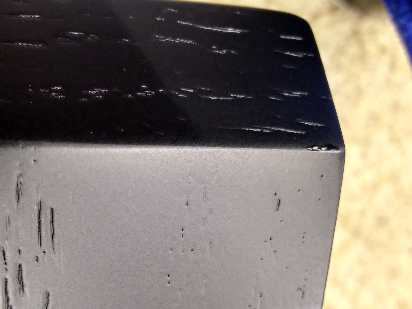 Ultra Center - Black Oak - Outlet - 1036