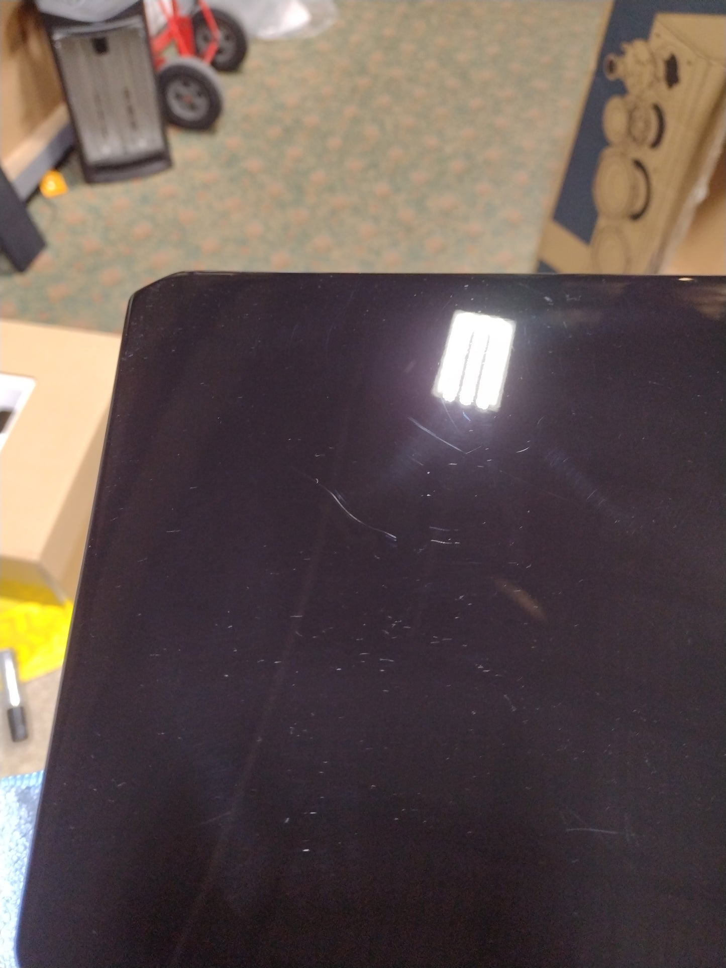 Prime Tower - Piano Gloss - Outlet - 1061