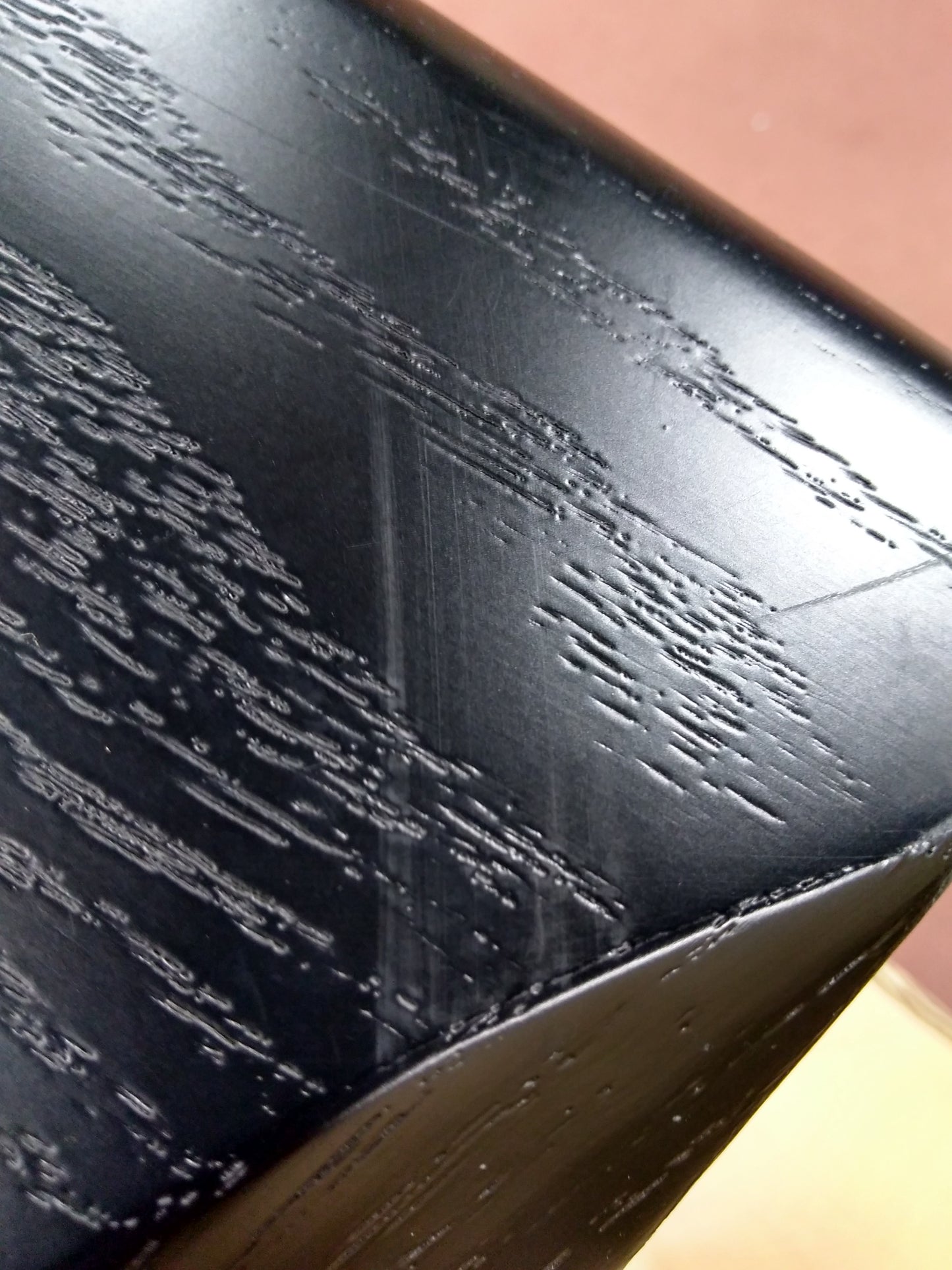 SB16-Ultra - Black Oak - Outlet - 6045