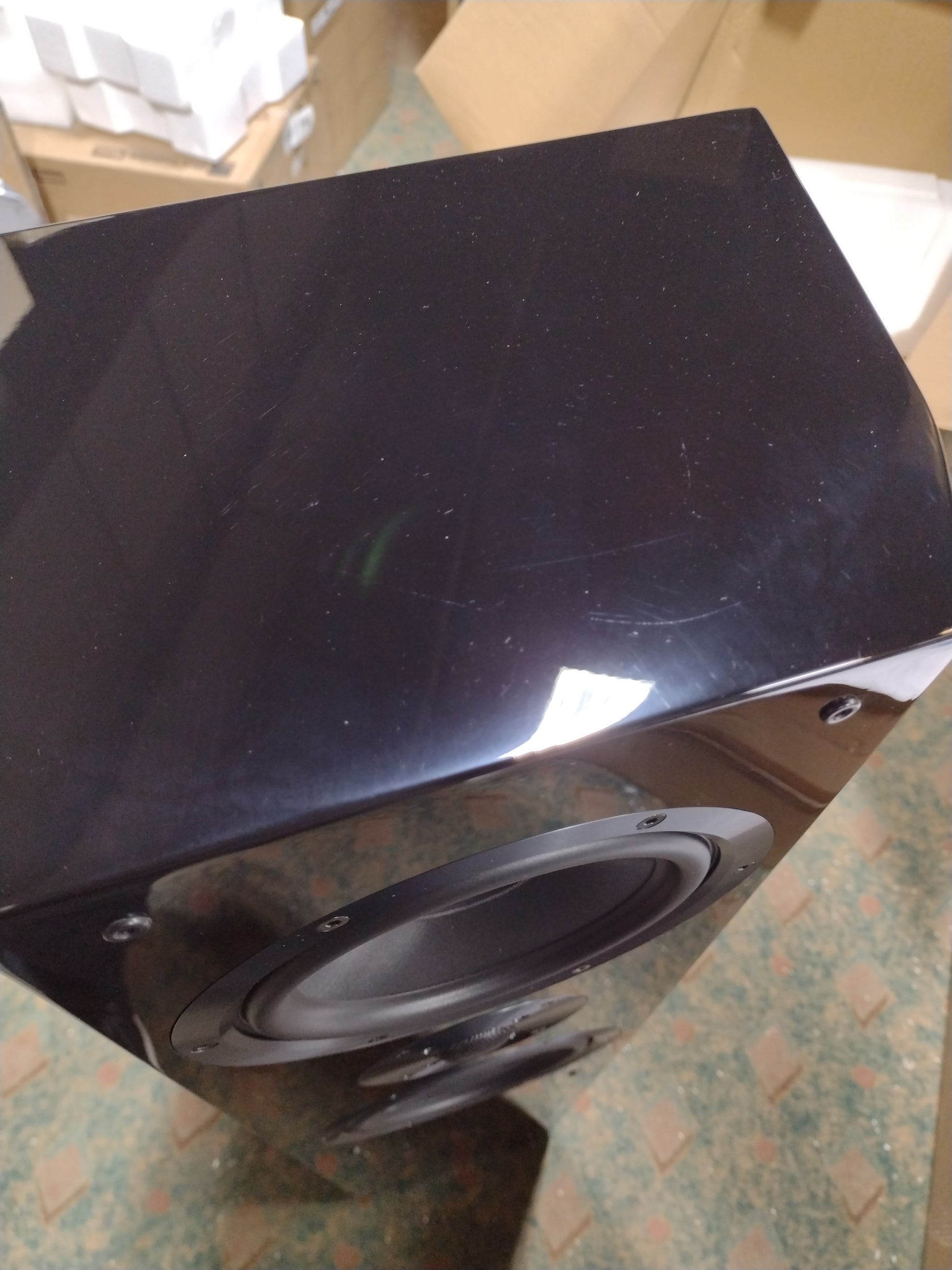 Ultra Tower - Piano - Outlet - 1141