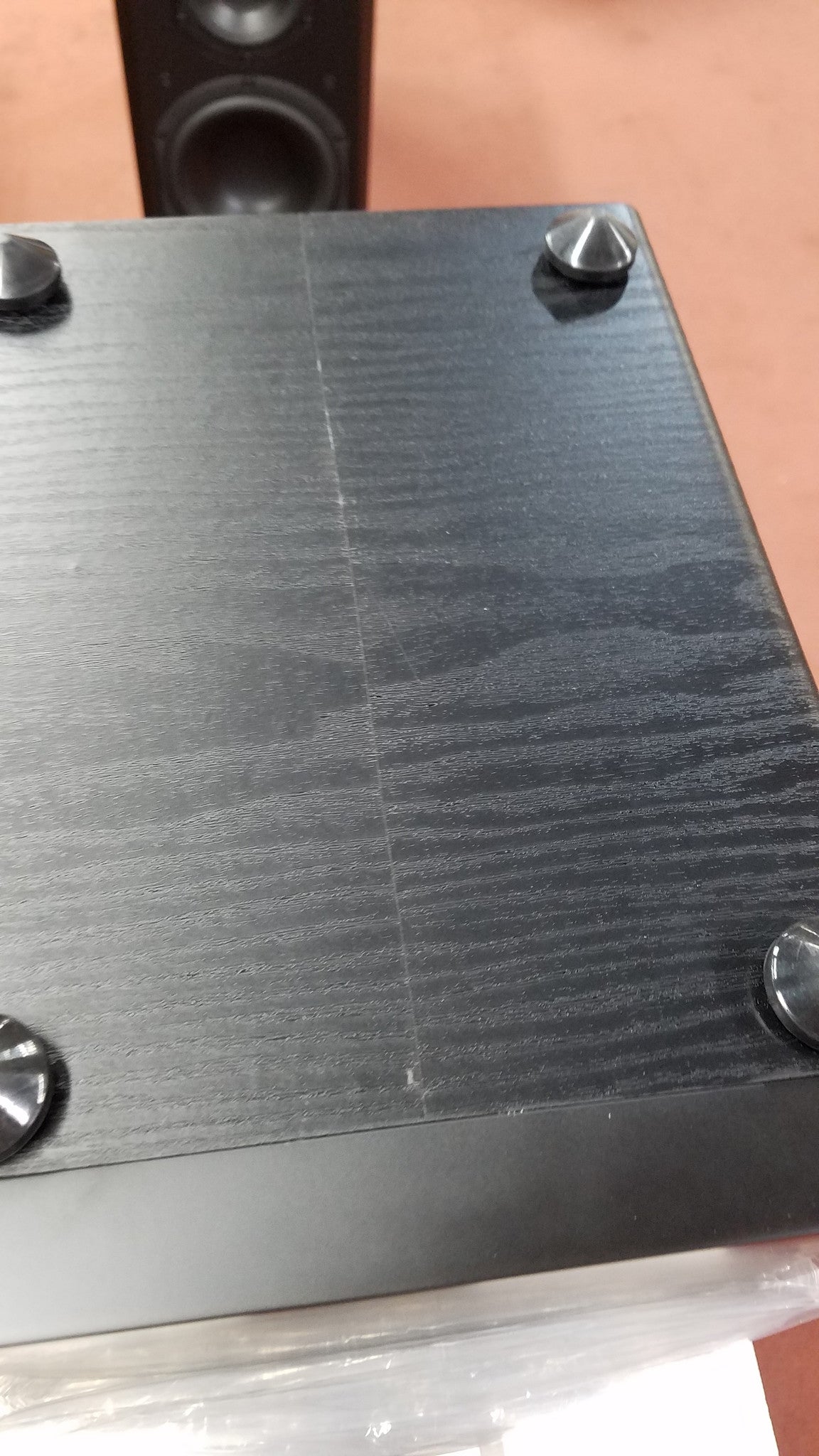 Prime Tower - Black Ash - Outlet - 1121