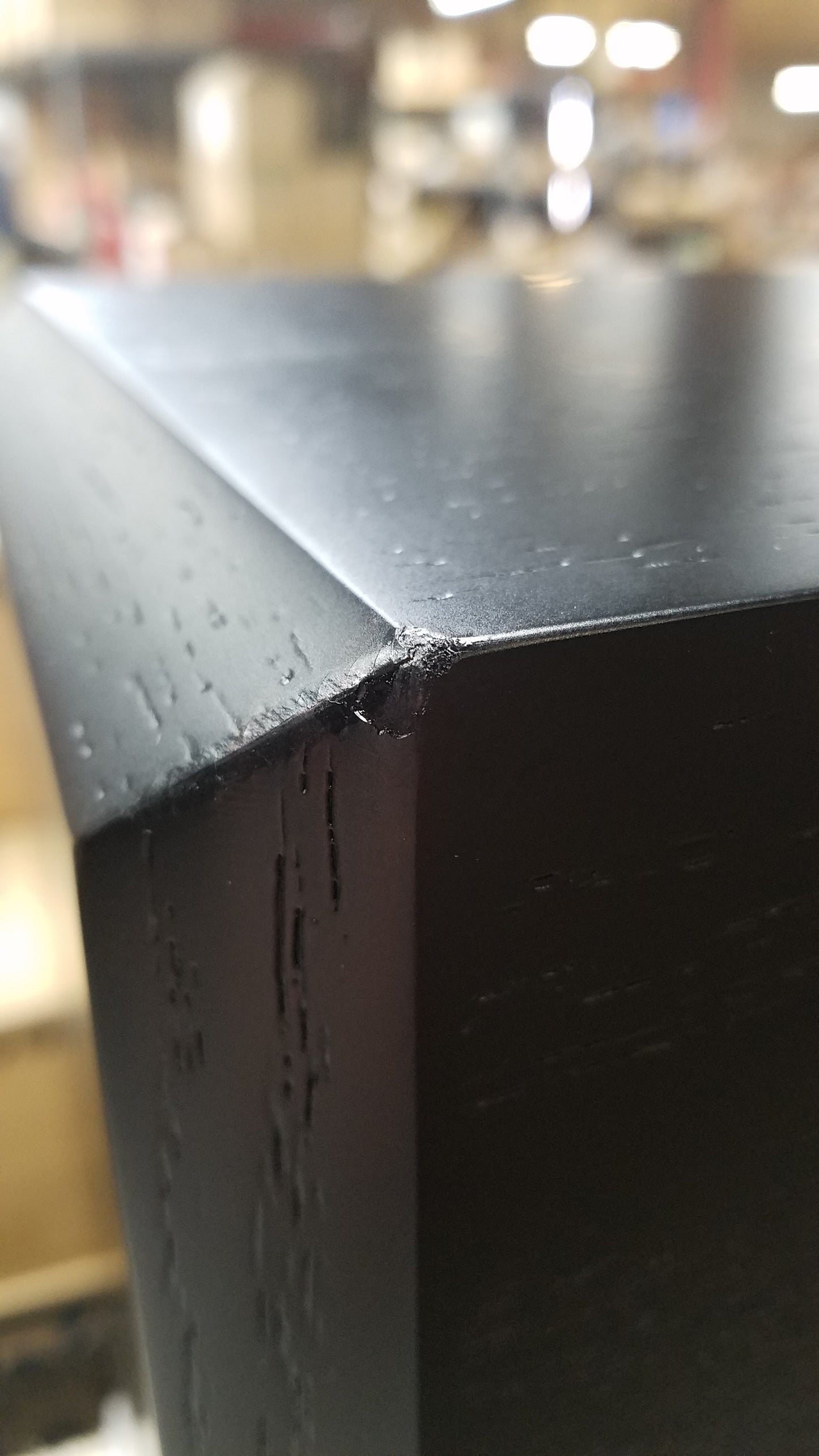 Ultra Center - Black Oak - Outlet - 1065