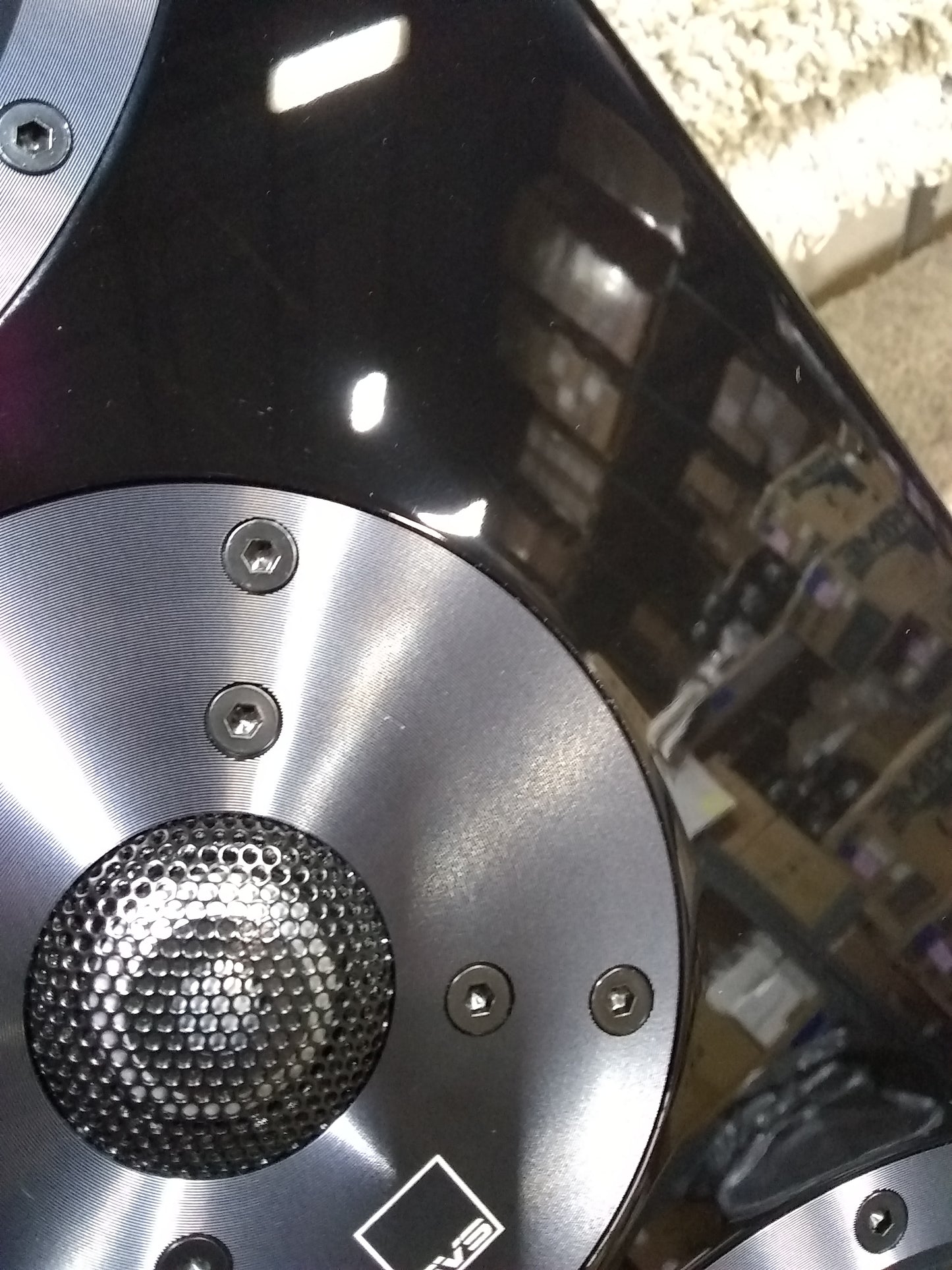 Ultra Tower - Piano - Outlet - 1024